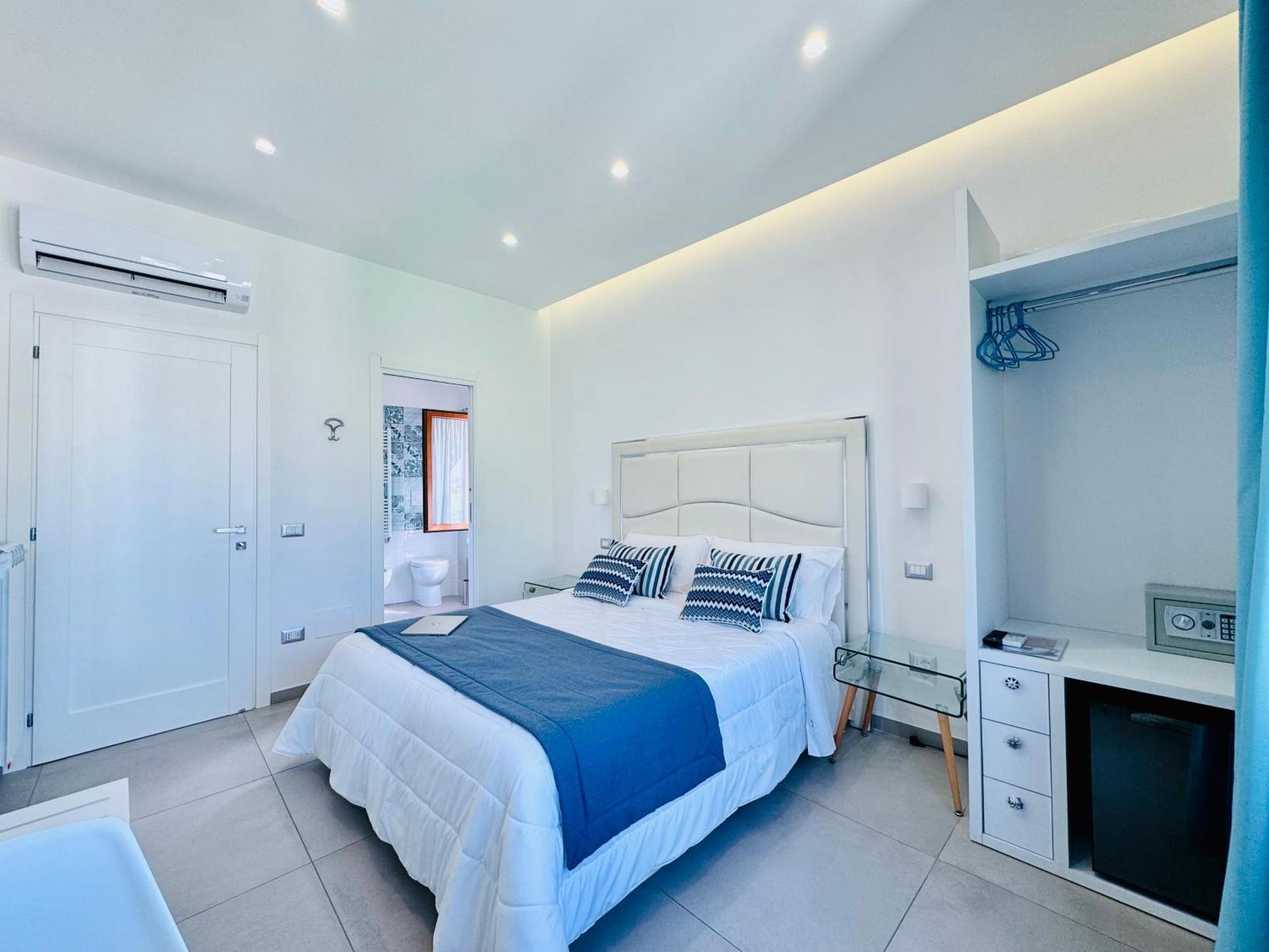 Vera Gioia Rooms De Charme Sorrento Exterior photo